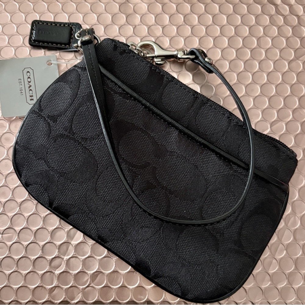 COACH Black Signature C Jacquard Wristlet - Picture 1 of 4
